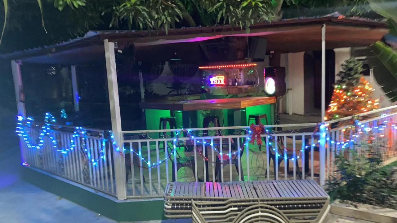 Mountain View Hotel And Bar Restaurant Кап-Аитьен 0*,  Гаити